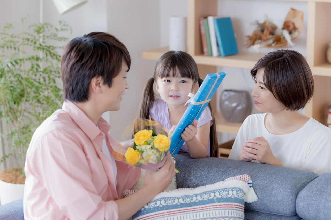 父の日には何をあげるべき？喜ばれる定番プレゼントを年代別に紹介