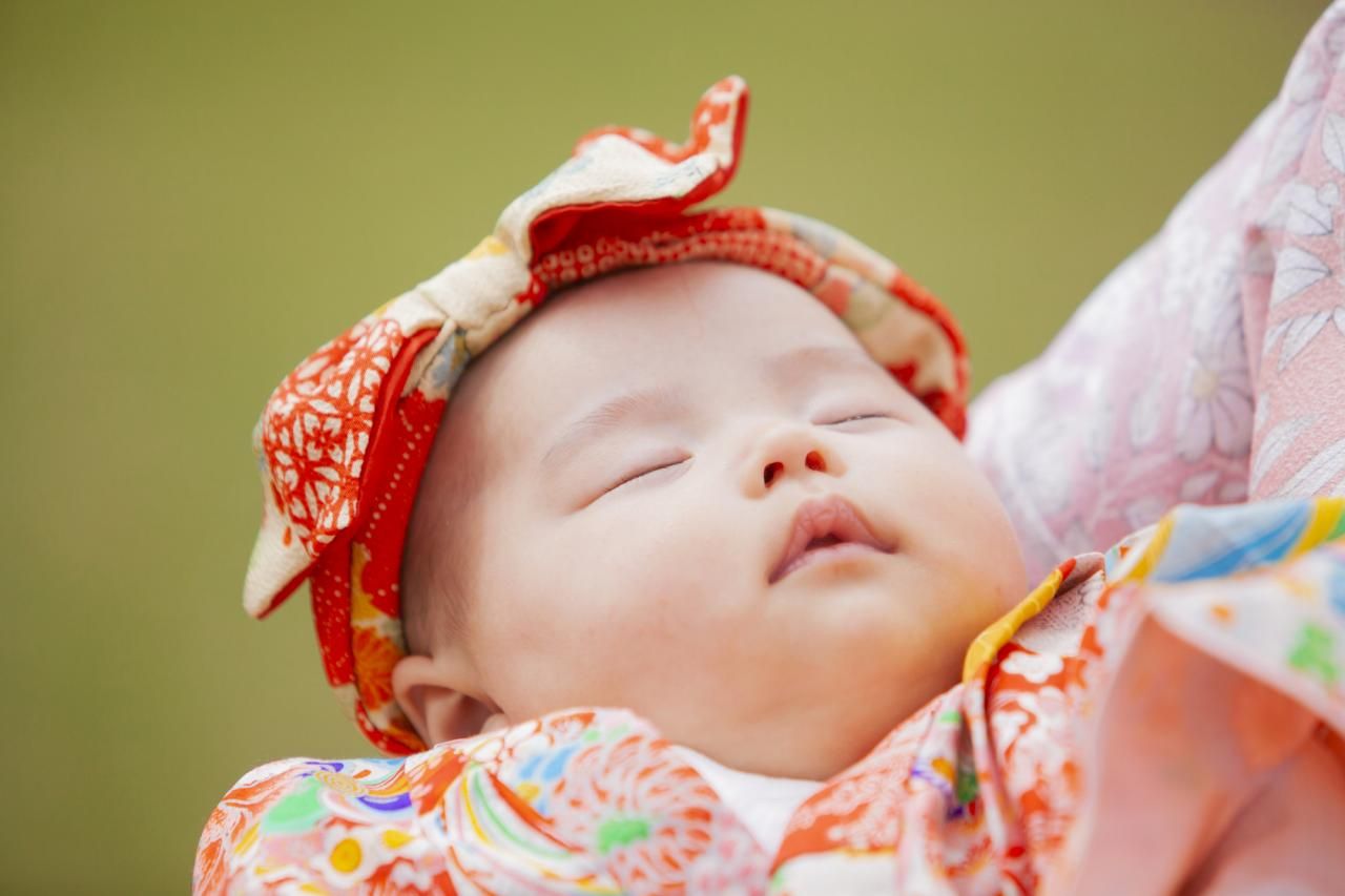 女の子の出産祝いに何を贈る？はおしゃれでかわいいギフトを紹介